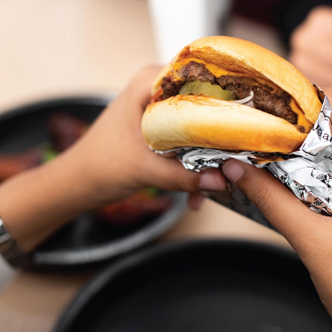 ستيشن برجر | CRAVE BURGER
