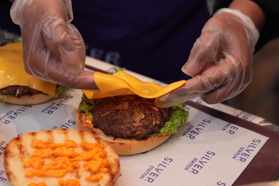 سلفر ستيشن برجر