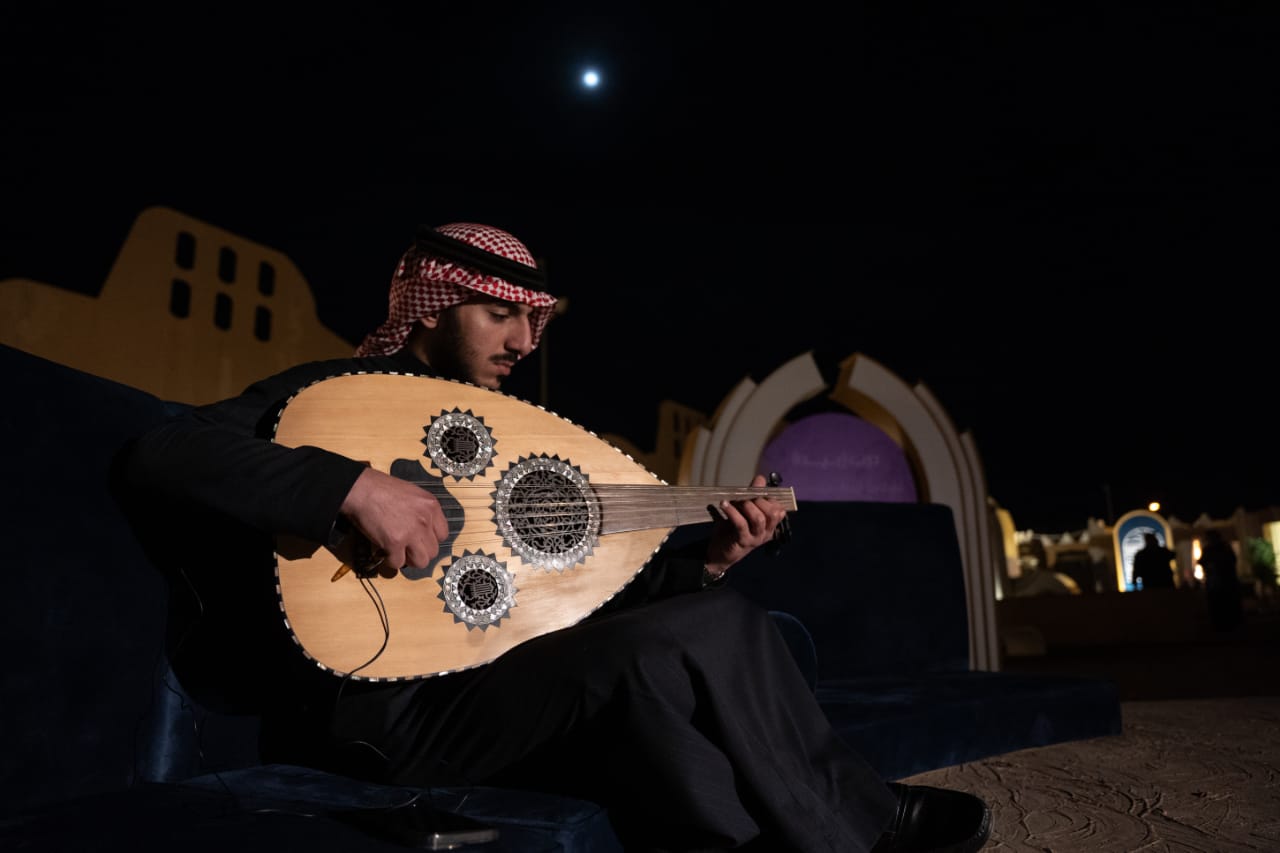 ركن عزف العود
