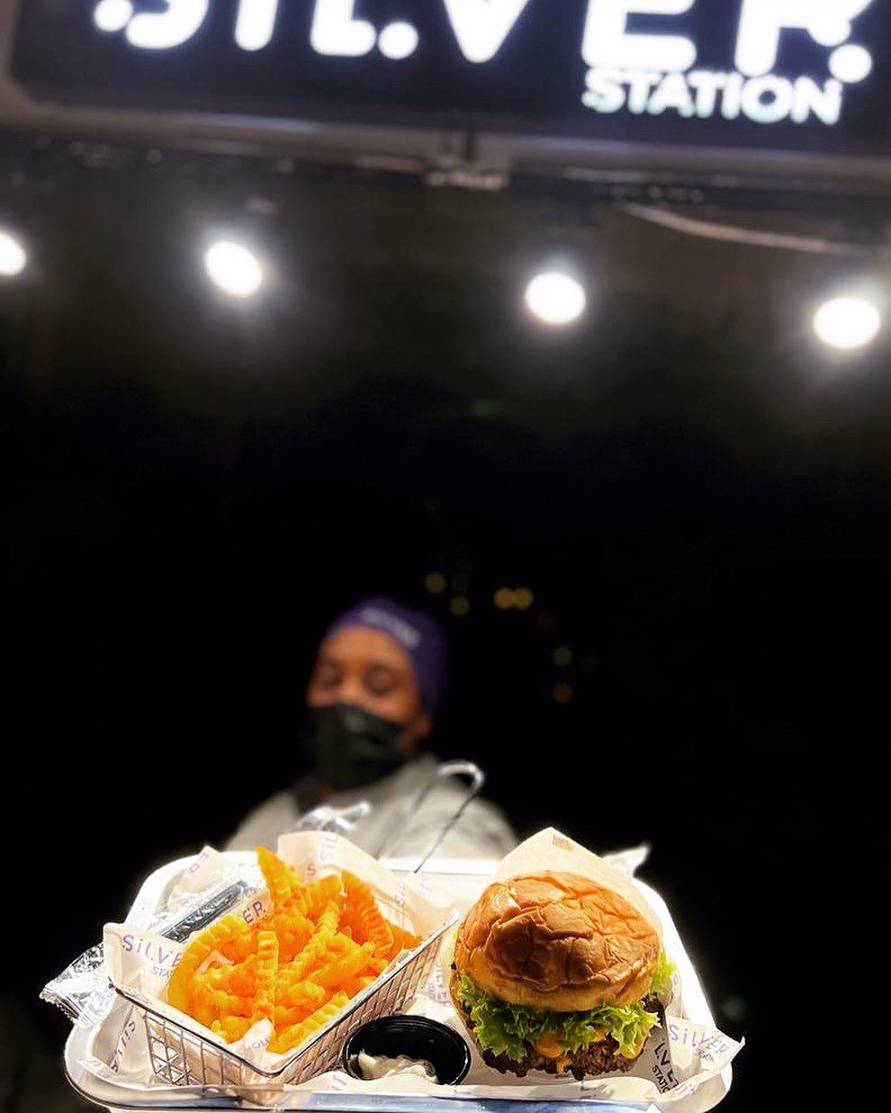 سلفر ستيشن برجر